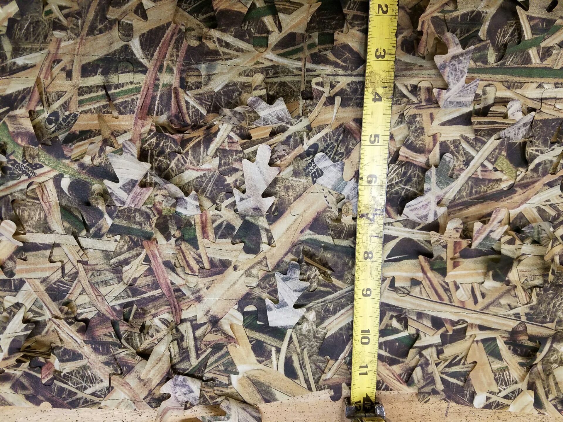 Premium 3-D leafy material