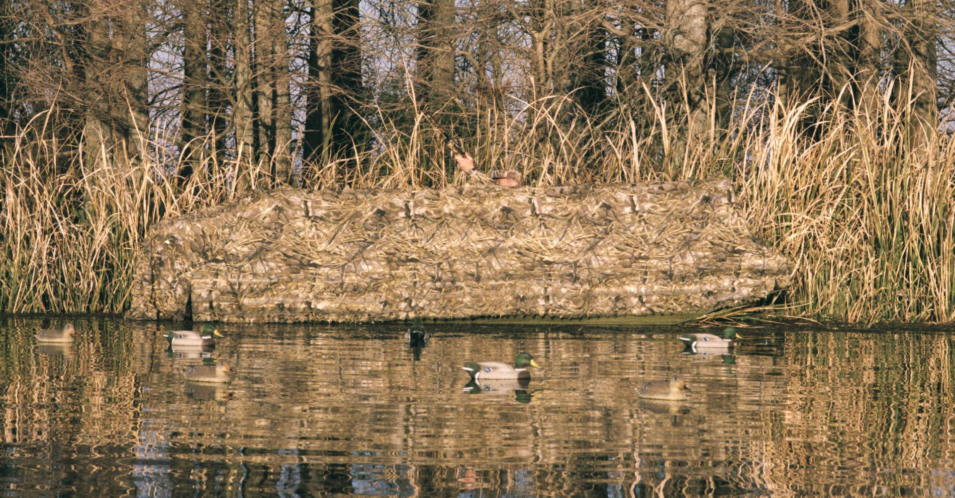 Easy-Up Duck Boat Blind in use